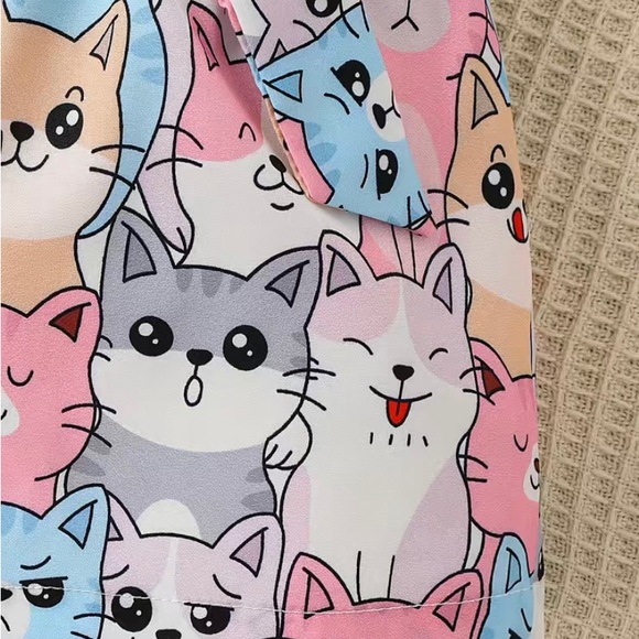 Toddlers 2 Piece Short Set with Cute Cat Cartoon Graphics - Picture 7 of 8